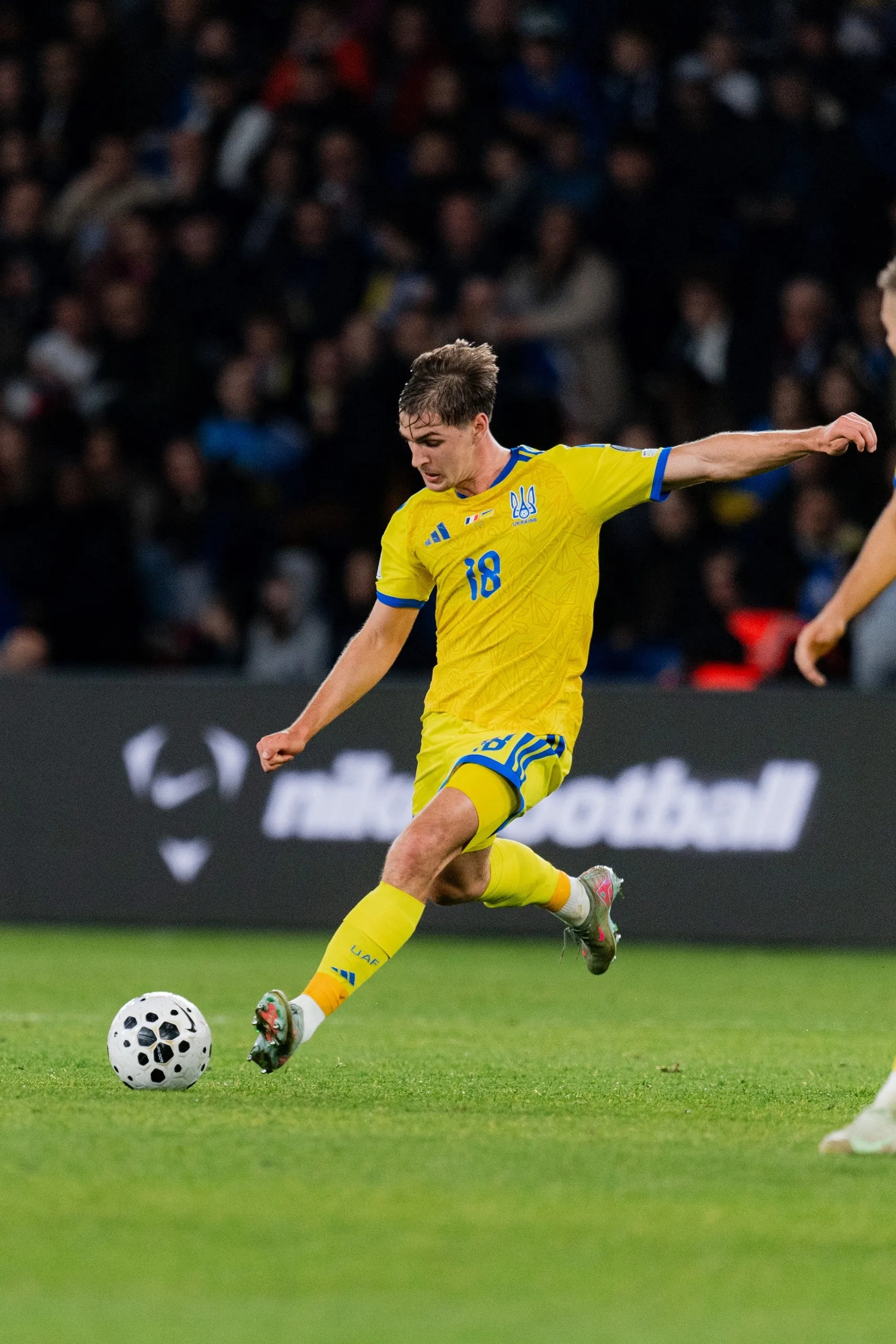 Футболка Ярмолюка з матчу Франція-Україна (13.11.2025) Футболка Ярмолюка з матчу Франція-Україна (13.11.2025)